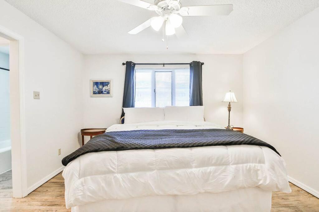 Hot Tub, Privacy, Sleeps 11 & Tons Of Space! ラボック エクステリア 写真