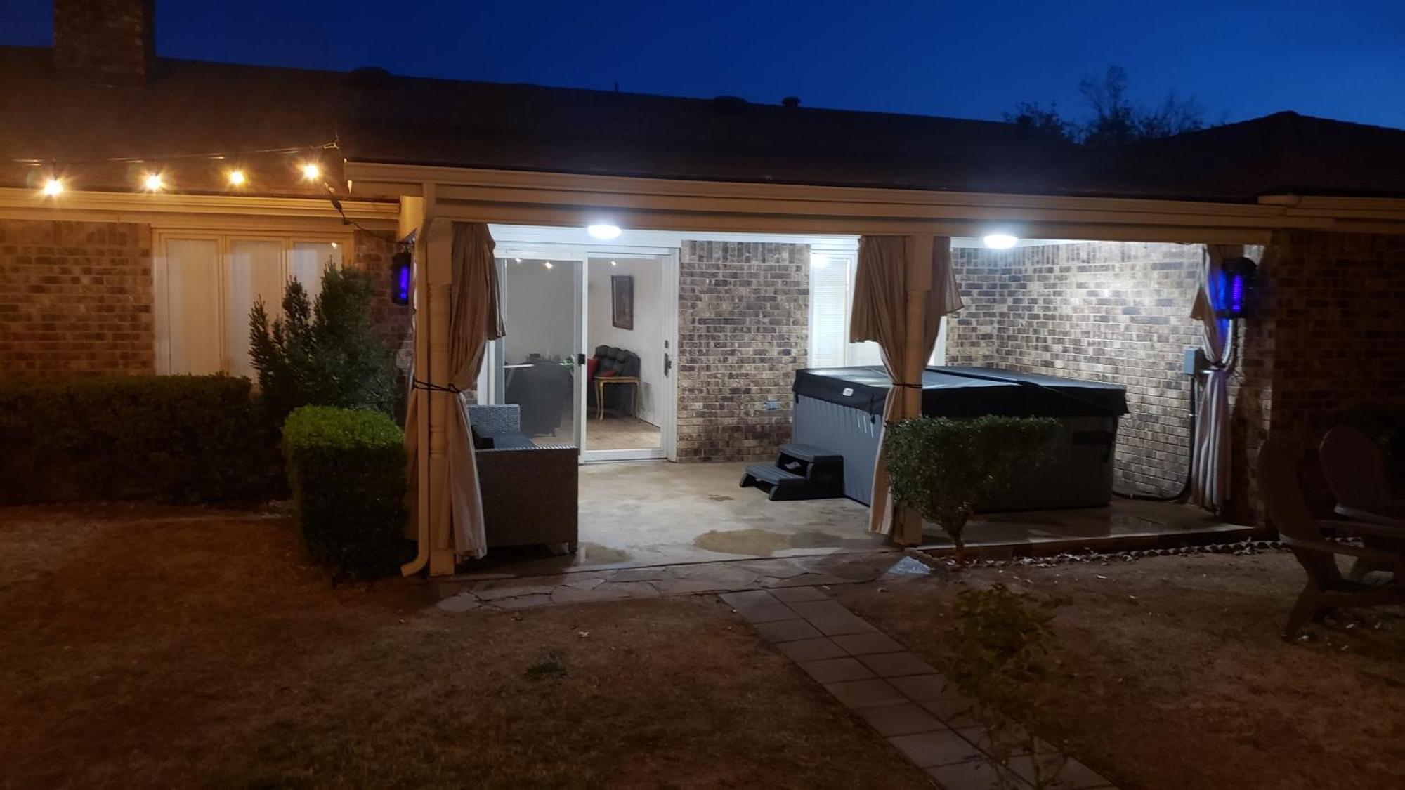 Hot Tub, Privacy, Sleeps 11 & Tons Of Space! ラボック エクステリア 写真